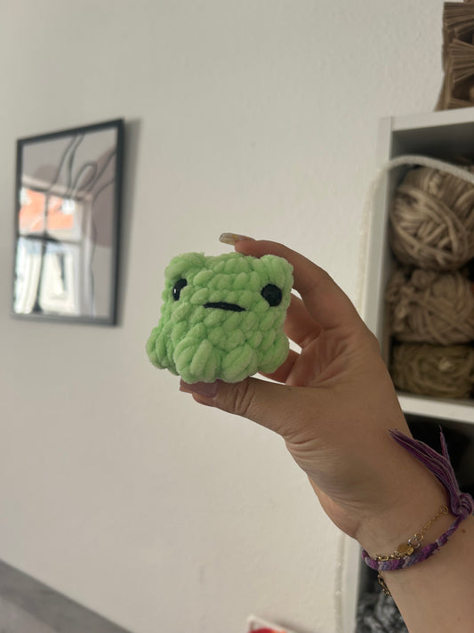 Mini Frosch Kuscheltier | gehäkelt | handmade