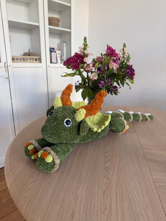 XXL Walddrache Freddy - liegend